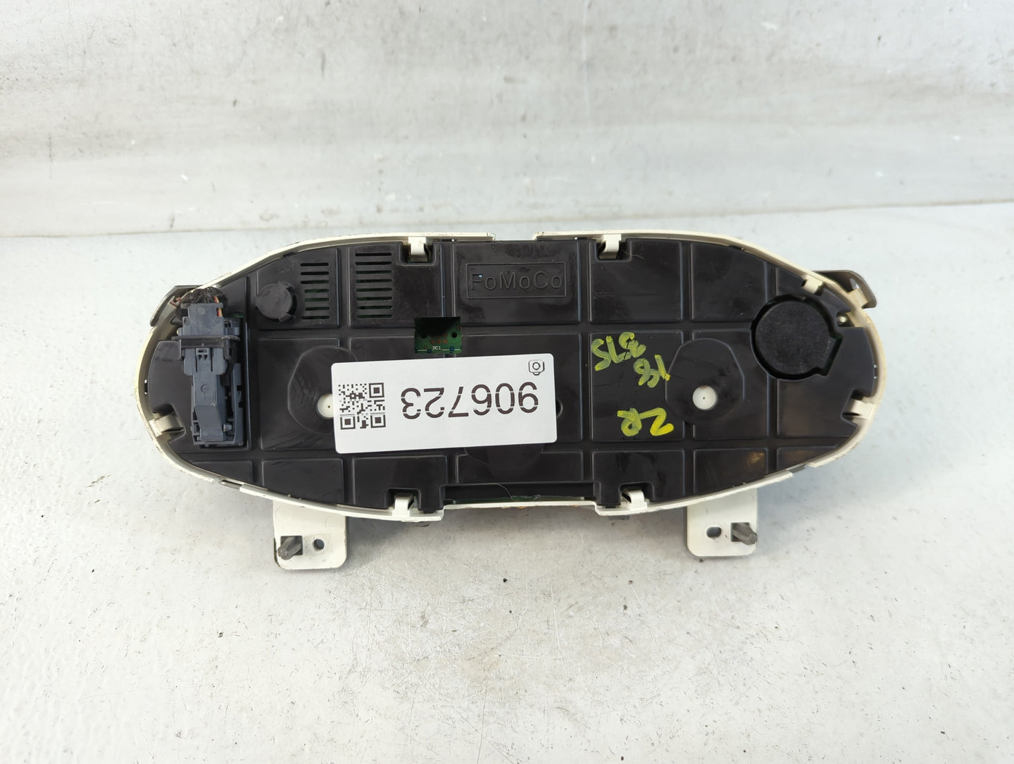 2012-2013 Ford Fiesta Instrument Cluster Speedometer Gauges Fits Fits 2012 2013 OEM Used Auto Parts - Oemusedautoparts1.com