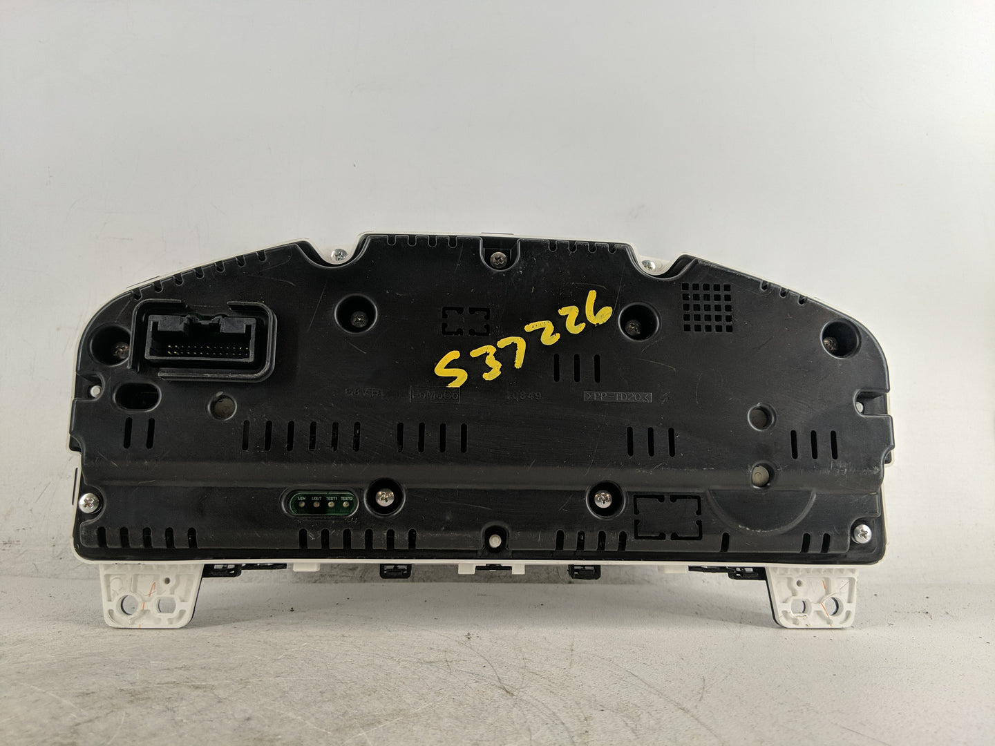 2013 Ford Flex Instrument Cluster Speedometer Gauges P/N:DA8T-10849-CJ Miles: Fits OEM Used Auto Parts - Oemusedautoparts1.c