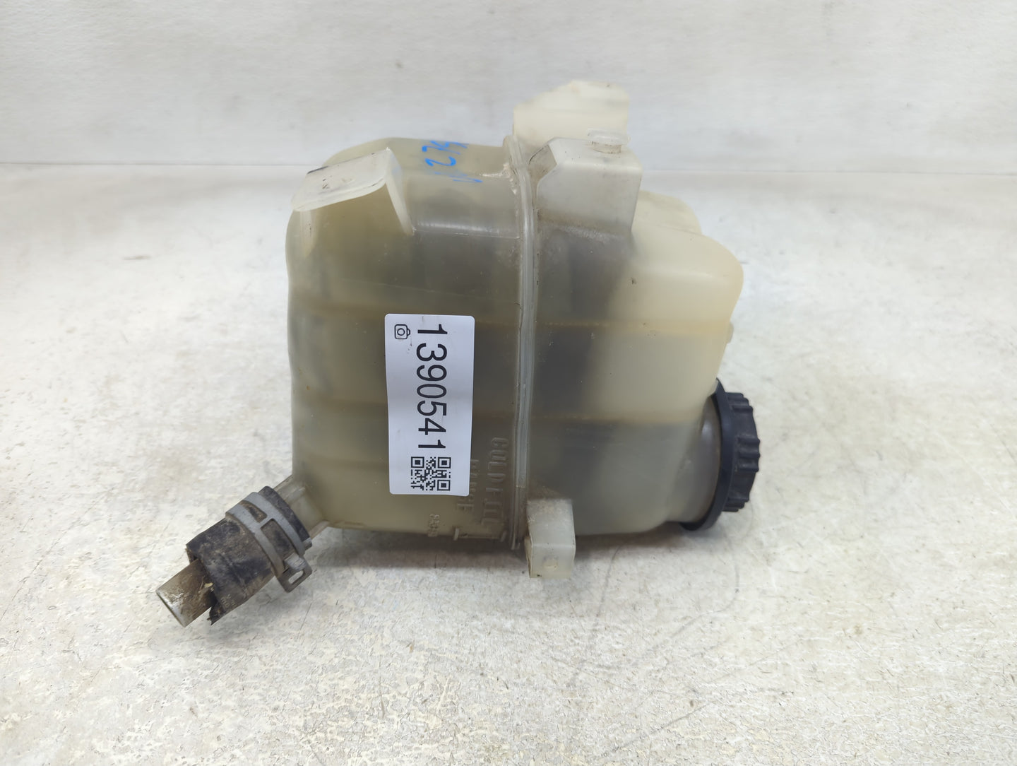 2009-2019 Ford Flex Radiator Coolant Overflow Expansion Tank Bottle 1390541 - Oemusedautoparts1.com