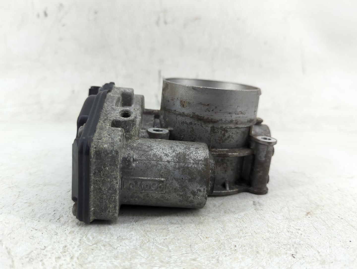 2013-2019 Ford Flex Throttle Body P/N:AT4E-ED Fits Fits 2011 2012 2013 2014 2015 2016 2017 2018 2019 OEM Used Auto Parts - O