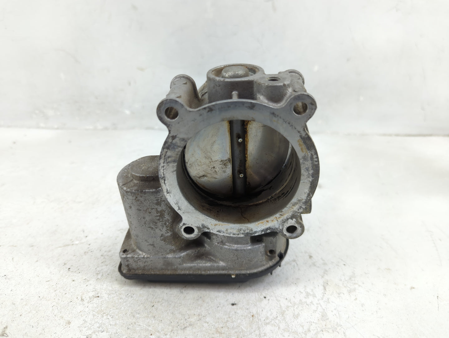2010-2019 Ford Flex Throttle Body P/N:AT4E-ED Fits Fits 2010 2011 2012 2013 2014 2015 2016 2017 2018 2019 OEM Used Auto Part
