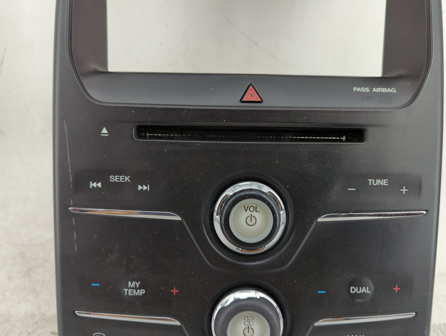 2013-2013 Ford Flex Radio Control Panel - Oemusedautoparts1.com