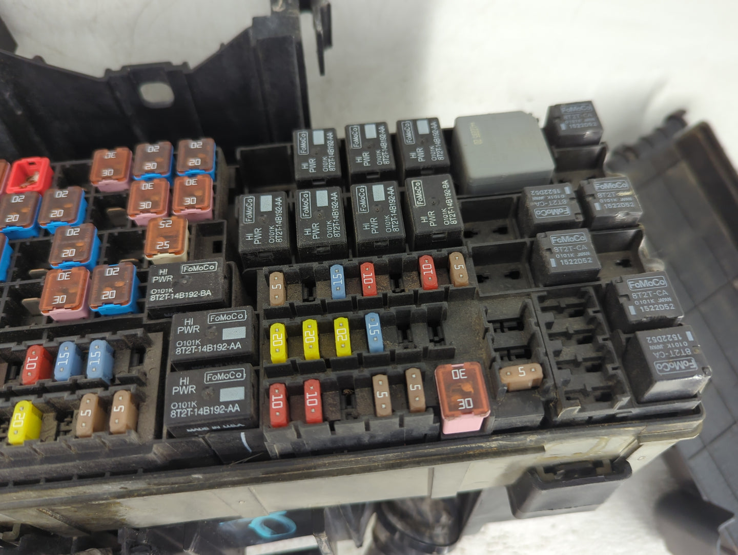 2013-2015 Ford Flex Fusebox Fuse Box Panel Relay Module P/N:DG1T-14A003-BA Fits Fits 2013 2014 2015 OEM Used Auto Parts - Oe