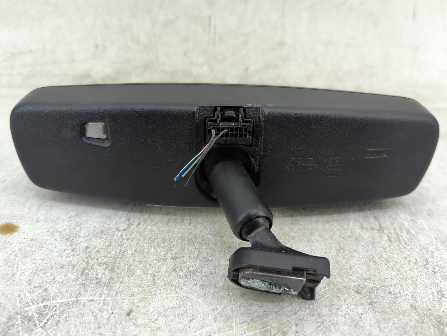 2013 Ford Flex Interior Rear View Mirror Replacement OEM Fits OEM Used Auto Parts - Oemusedautoparts1.com