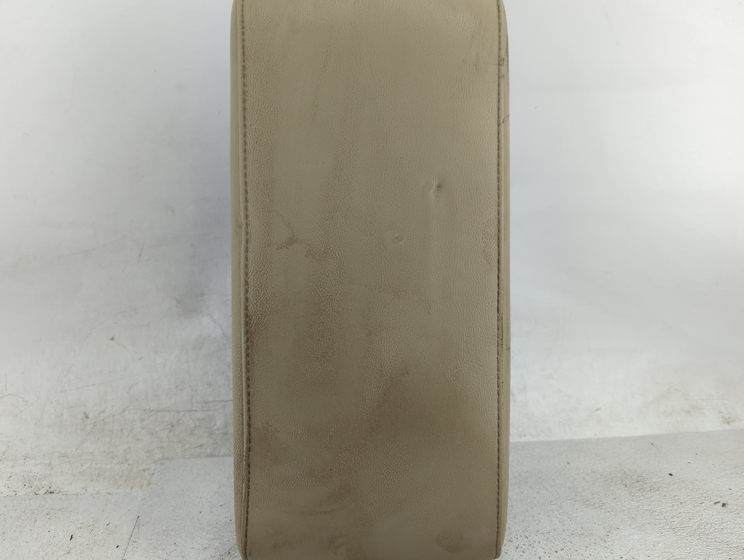 2013 Ford Flex Center Console Armrest Cover Lid Fits OEM Used Auto Parts - Oemusedautoparts1.com