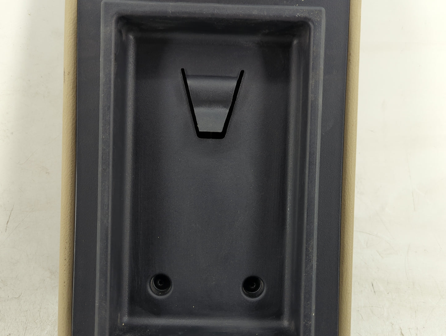 2013 Ford Flex Center Console Armrest Cover Lid Fits OEM Used Auto Parts - Oemusedautoparts1.com