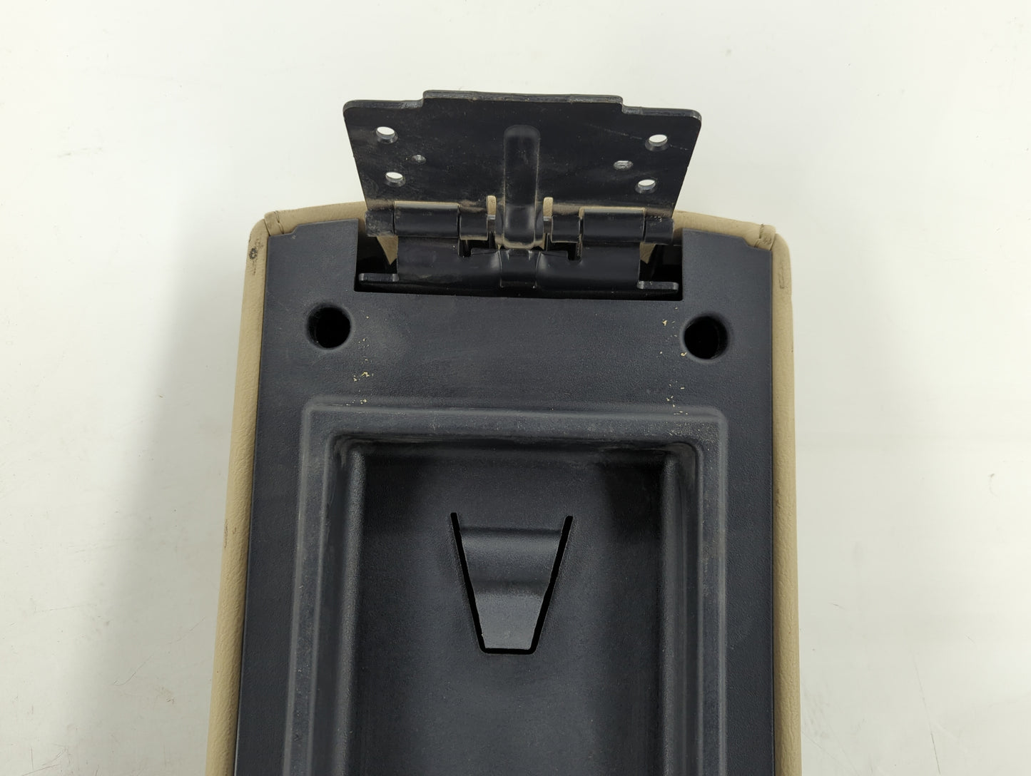 2013 Ford Flex Center Console Armrest Cover Lid Fits OEM Used Auto Parts - Oemusedautoparts1.com