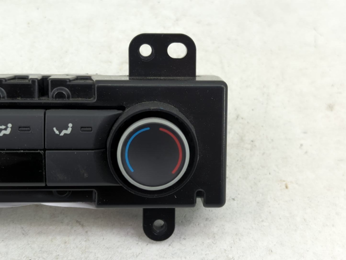2013-2019 Ford Flex Climate Control Module Temperature AC/Heater Replacement P/N:DA8T-19980-CA VPDA8H-19980-CA Fits OEM Used
