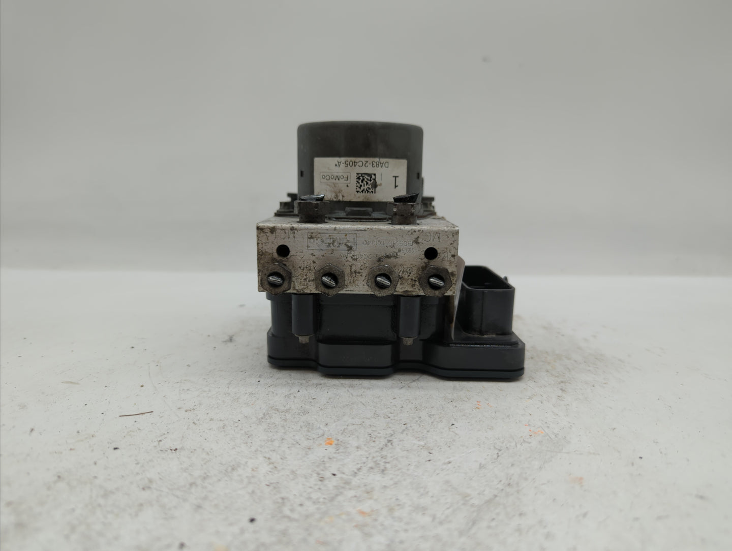 2013-2014 Ford Flex ABS Pump Control Module Replacement P/N:DA83-2C405-AD DA83-2C405-A, DA83-2C405-AG Fits Fits 2013 2014 OE