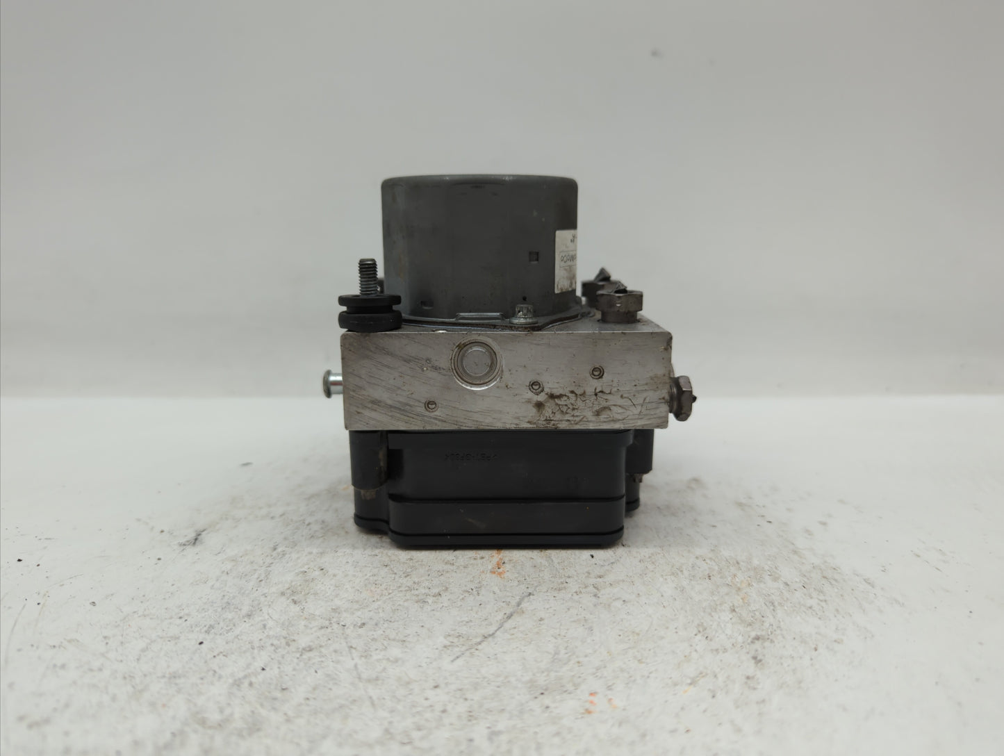 2013-2014 Ford Flex ABS Pump Control Module Replacement P/N:DA83-2C405-AD DA83-2C405-A, DA83-2C405-AG Fits Fits 2013 2014 OE