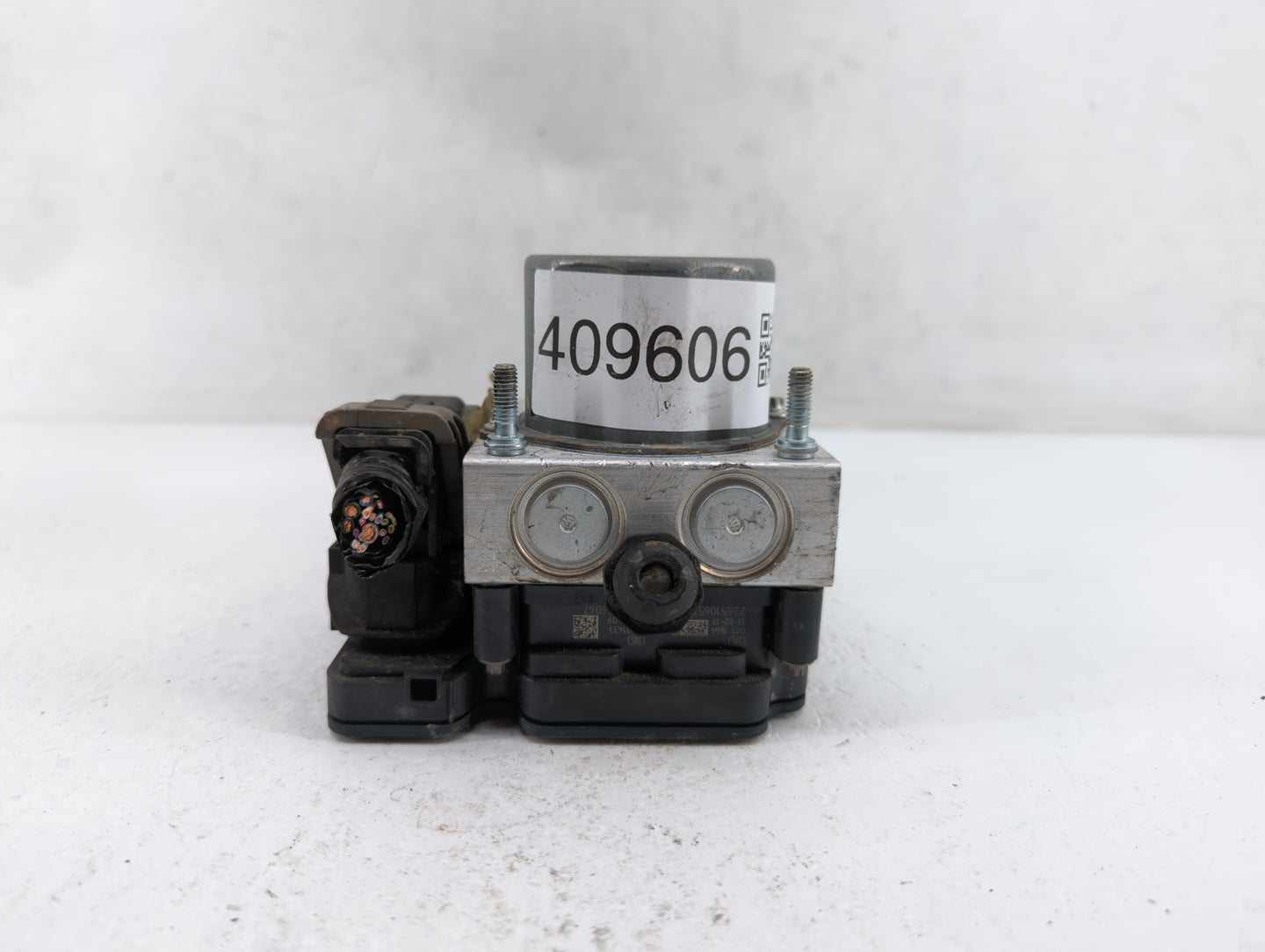 2013-2014 Ford Flex ABS Pump Control Module Replacement P/N:DA83-2C405-AD DA83-2C405-A, DA83-2C405-AG Fits Fits 2013 2014 OE