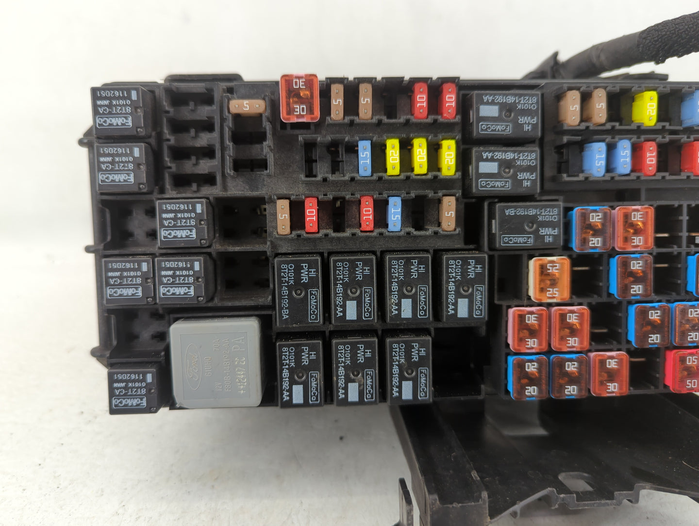 2013-2015 Ford Flex Fusebox Fuse Box Panel Relay Module P/N:DG1T-14A003-BA Fits Fits 2013 2014 2015 OEM Used Auto Parts - Oe