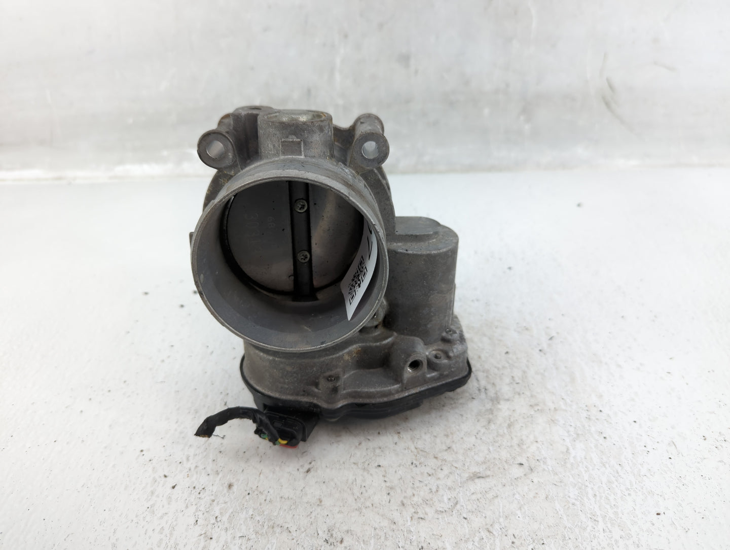 2013-2019 Ford Flex Throttle Body P/N:130174006404 Fits Fits 2011 2012 2013 2014 2015 2016 2017 2018 2019 OEM Used Auto Part