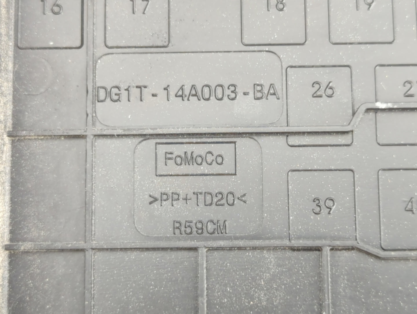 2013-2015 Ford Flex Fusebox Fuse Box Panel Relay Module P/N:DG1T-14A003-BA Fits Fits 2013 2014 2015 OEM Used Auto Parts - Oe