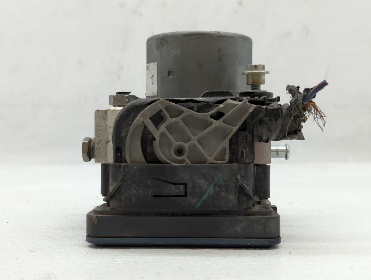 2013-2014 Ford Flex Anti-Lock Brake ABS Pump Module Actuator OEM P/N:DA83-2C405-AG Fits Fits 2013 2014 OEM Used Auto Parts -