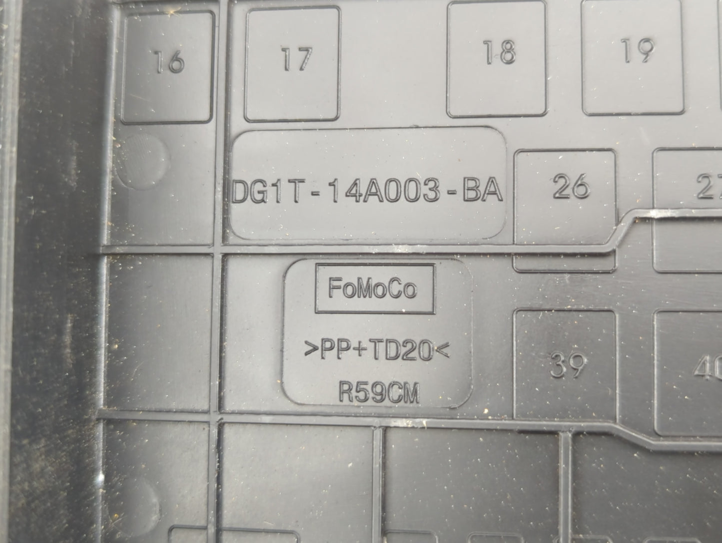 2013-2015 Ford Flex Fusebox Fuse Box Panel Relay Module P/N:DG1T-14003-BA Fits Fits 2013 2014 2015 OEM Used Auto Parts - Oem
