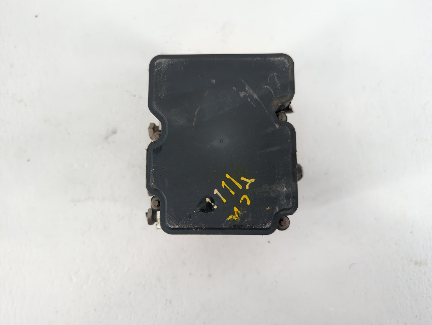 2013-2014 Ford Flex ABS Pump Control Module Replacement P/N:DA83-2C405-A Fits Fits 2013 2014 OEM Used Auto Parts - Oemusedau