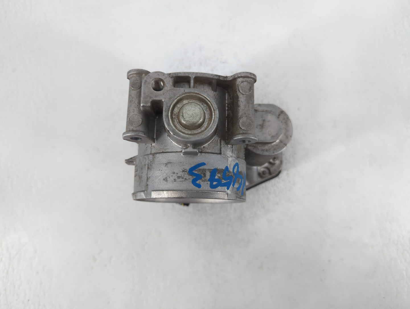 2013-2019 Ford Flex Throttle Body P/N:2J1224A-0606 Fits Fits 2011 2012 2013 2014 2015 2016 2017 2018 2019 OEM Used Auto Part