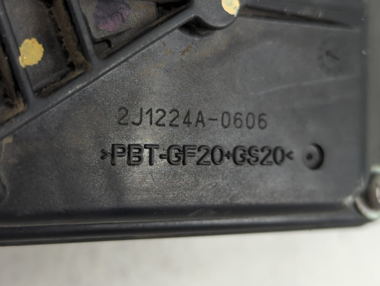 2013-2019 Ford Flex Throttle Body P/N:2J1224A-0606 Fits Fits 2011 2012 2013 2014 2015 2016 2017 2018 2019 OEM Used Auto Part