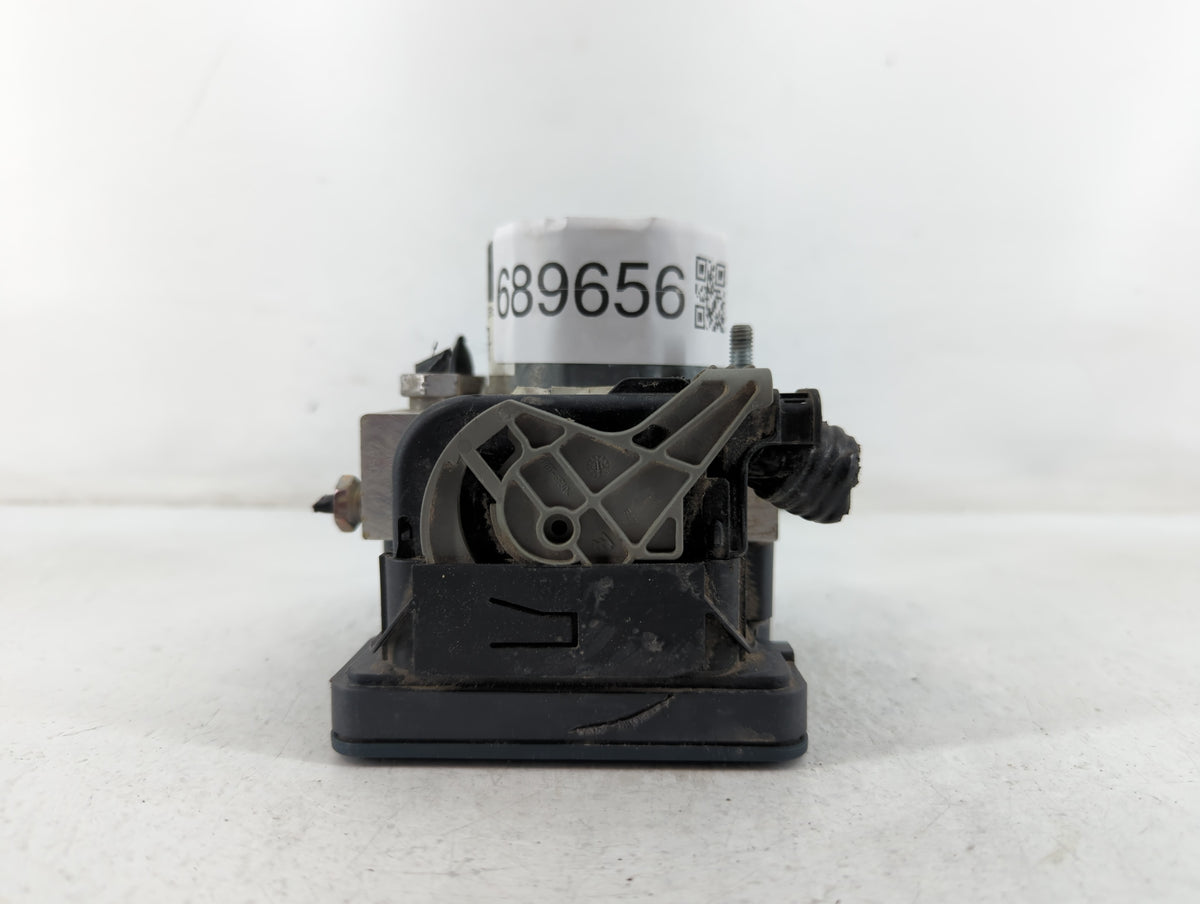 2013-2014 Ford Flex Anti-Lock Brake ABS Pump Module Actuator OEM P/N:DA83-2C405-A Fits Fits 2013 2014 OEM Used Auto Parts - 