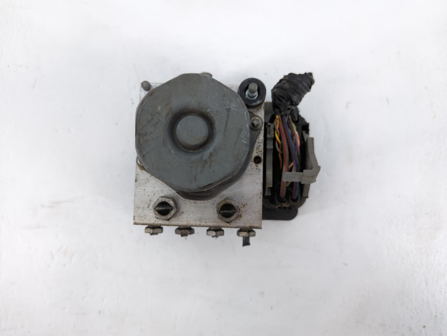 2013-2014 Ford Flex ABS Pump Control Module Replacement P/N:DA83-2C405-A Fits Fits 2013 2014 OEM Used Auto Parts - Oemusedau