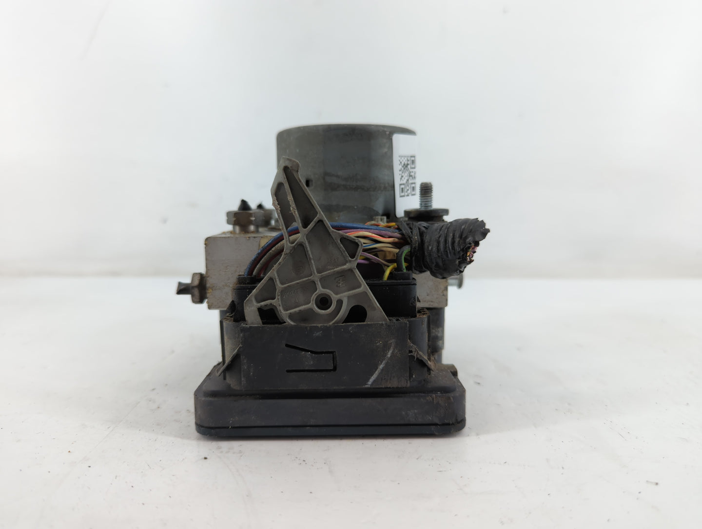 2013-2014 Ford Flex ABS Pump Control Module Replacement P/N:DA83-2C405-A Fits Fits 2013 2014 OEM Used Auto Parts - Oemusedau