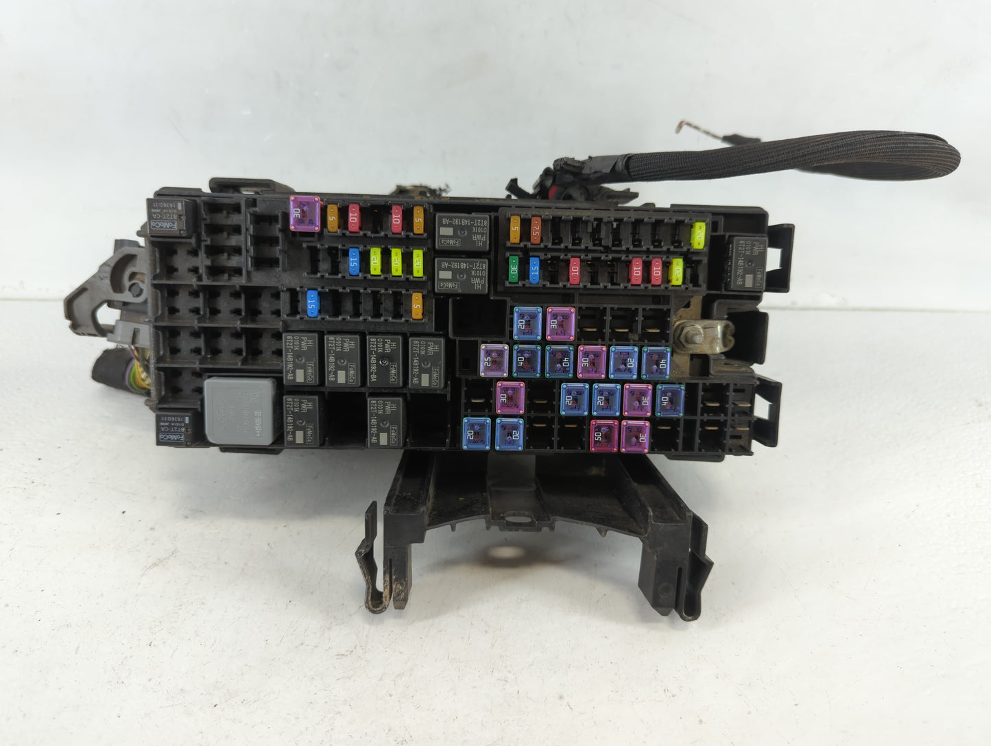 2013-2015 Ford Flex Fusebox Fuse Box Panel Relay Module P/N:DG1T-14A003-BA Fits Fits 2013 2014 2015 OEM Used Auto Parts - Oe