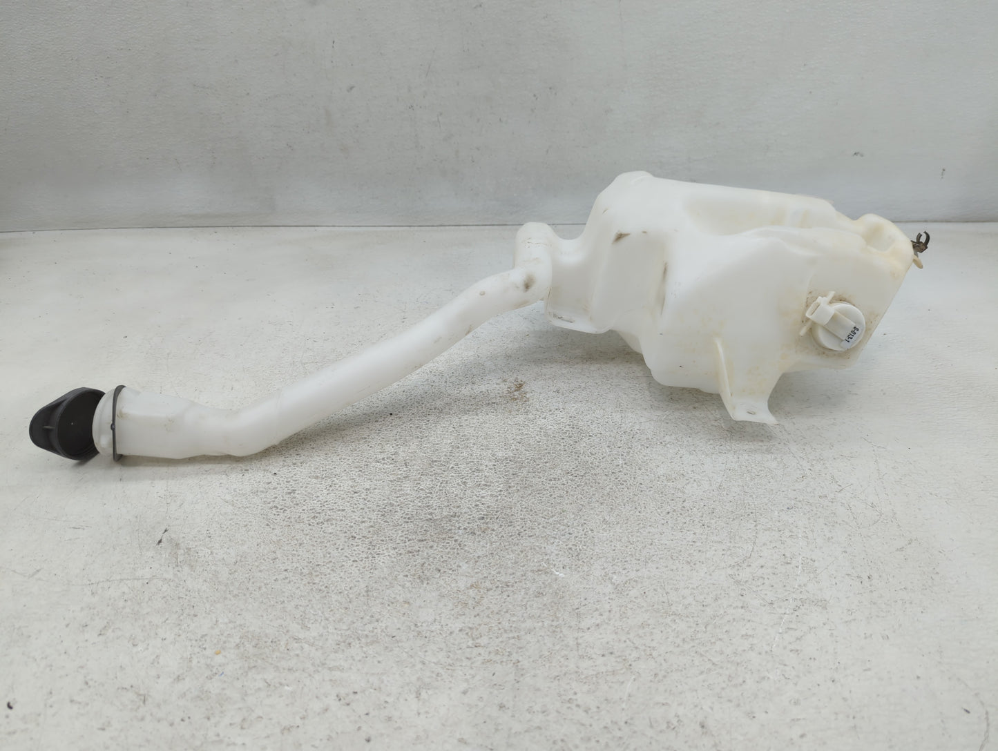 2013-2016 Ford Flex Windshield Washer Fluid Reservoir Bottle Oem - Oemusedautoparts1.com