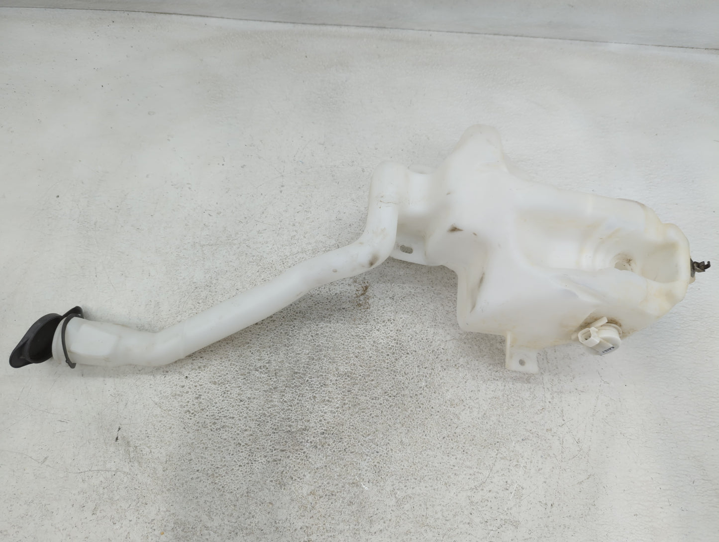 2013-2016 Ford Flex Windshield Washer Fluid Reservoir Bottle Oem - Oemusedautoparts1.com