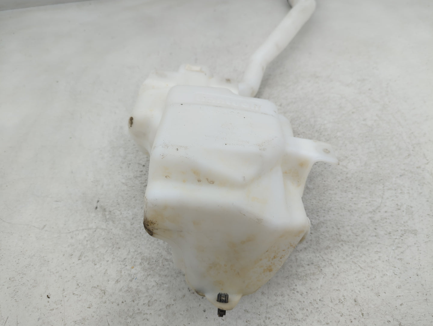 2013-2016 Ford Flex Windshield Washer Fluid Reservoir Bottle Oem - Oemusedautoparts1.com