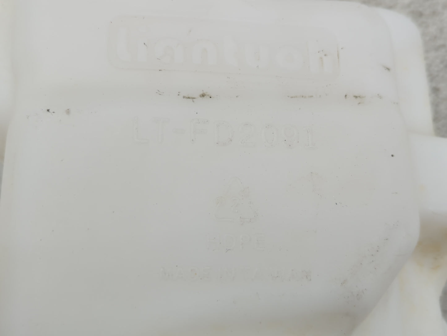 2013-2016 Ford Flex Windshield Washer Fluid Reservoir Bottle Oem - Oemusedautoparts1.com