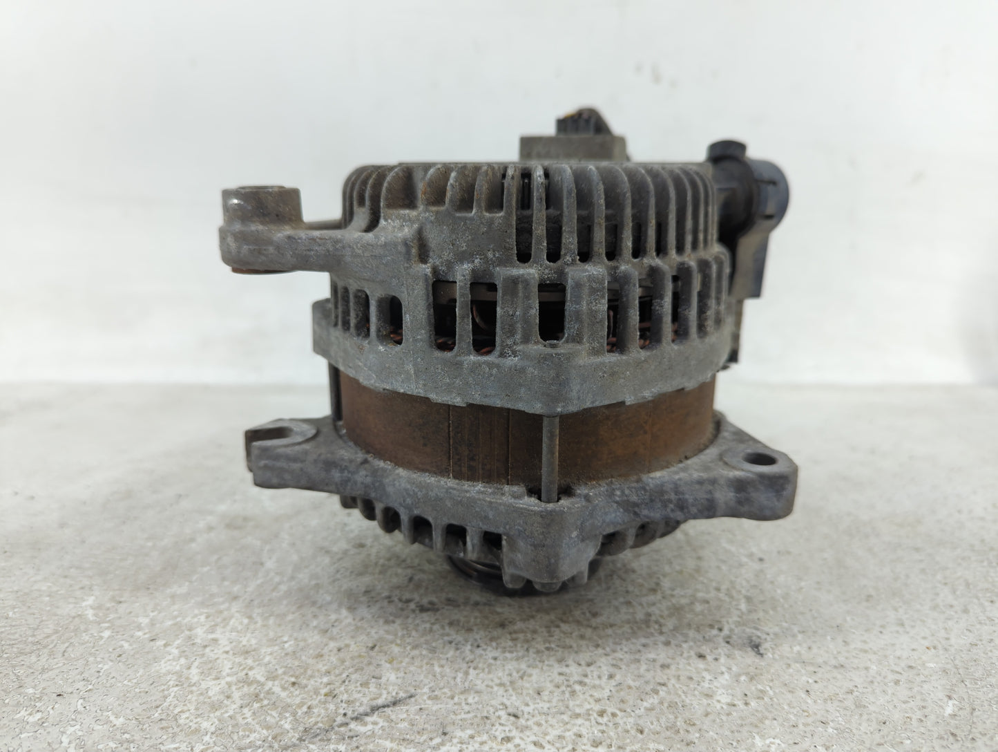 2013 Ford Flex Alternator Replacement Generator Charging Assembly Engine OEM Fits OEM Used Auto Parts - Oemusedautoparts1.co
