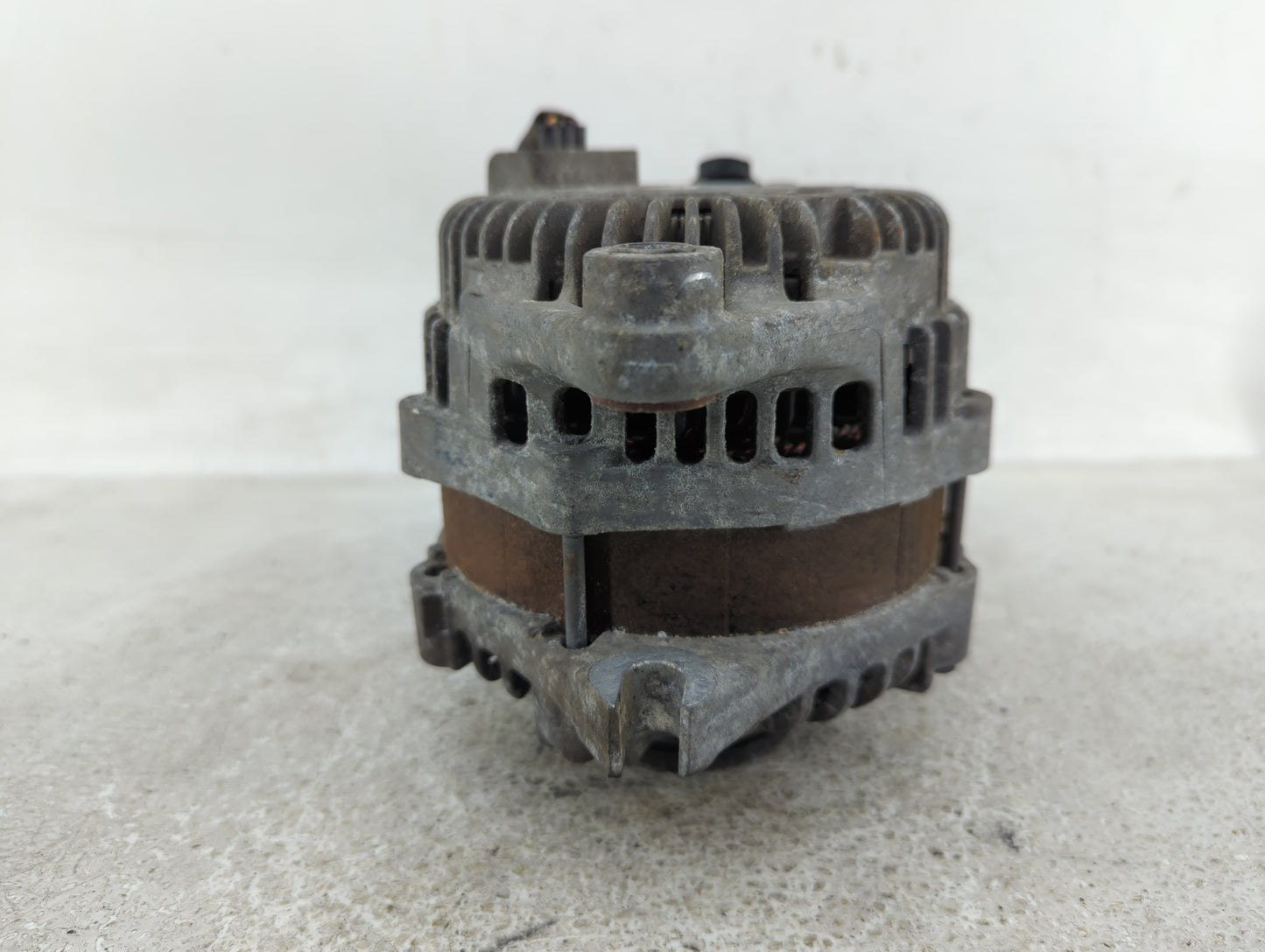 2013 Ford Flex Alternator Replacement Generator Charging Assembly Engine OEM Fits OEM Used Auto Parts - Oemusedautoparts1.co
