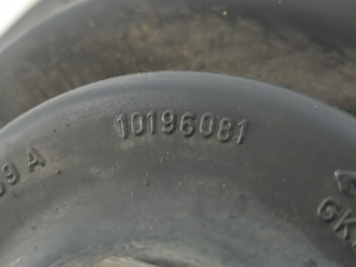Ford Focnrs Axle Shaft Front Driver Cv C/v - Oemusedautoparts1.com