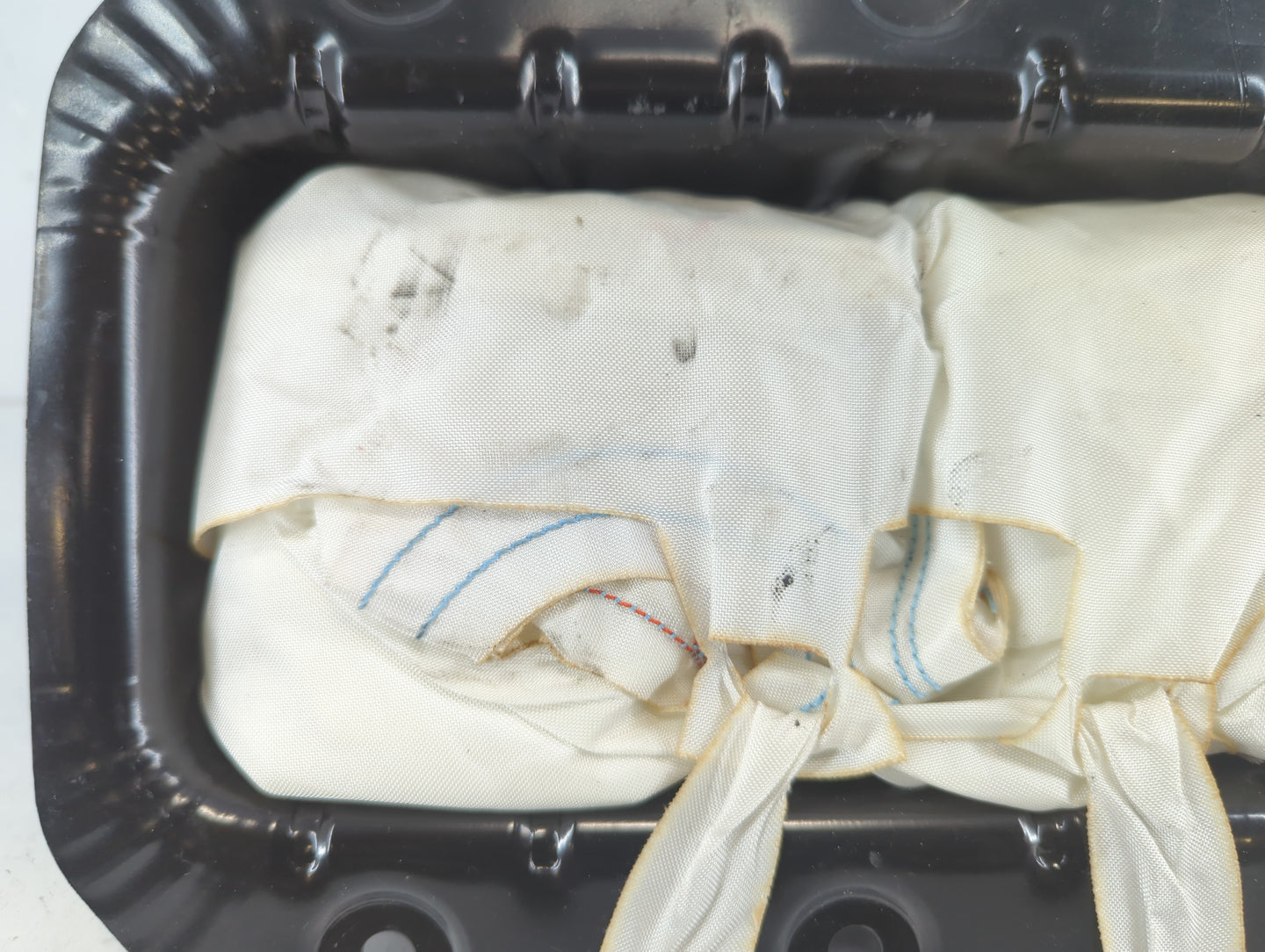 2013-2014 Ford Focus Air Bag Passenger Right Dashboard OEM P/N:DM51-A044A74 DD Fits Fits 2013 2014 OEM Used Auto Parts - Oem