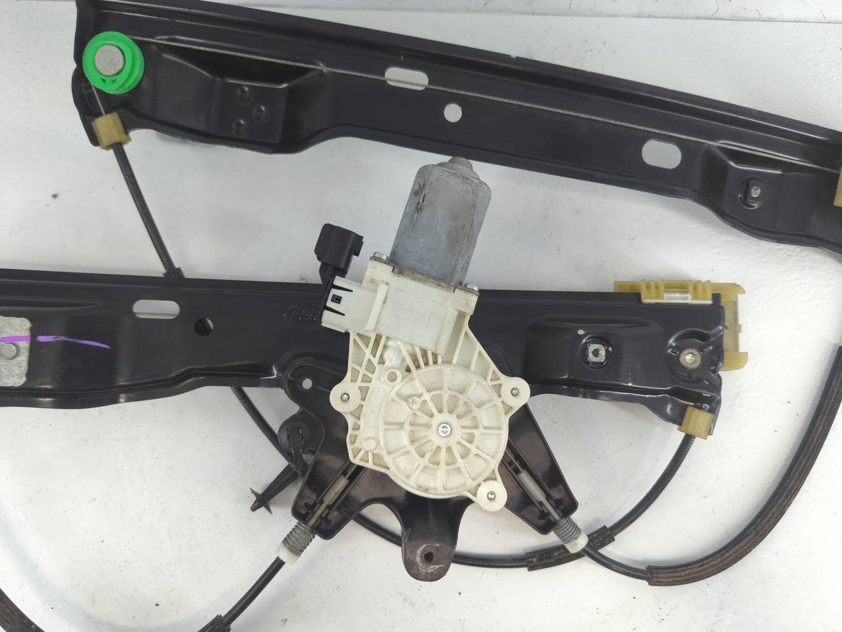 2012-2018 Ford Focus Window Regulator Passenger Front 1047833 - Oemusedautoparts1.com