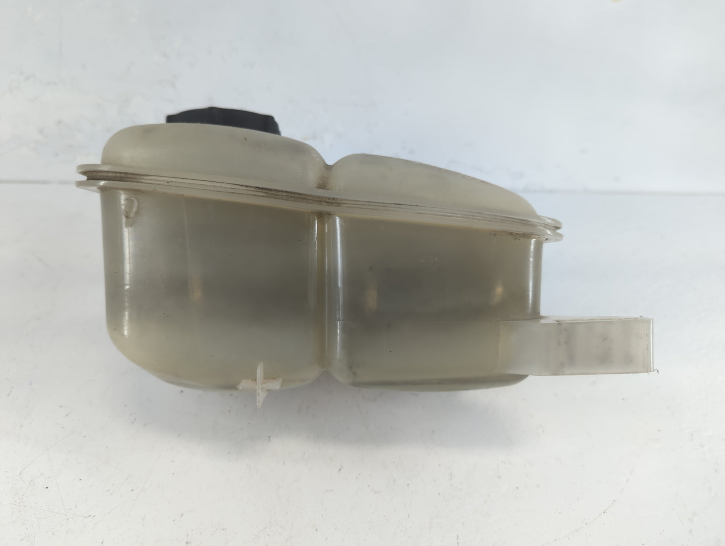 2012-2018 Ford Focus Radiator Coolant Overflow Expansion Tank Bottle 1047849 - Oemusedautoparts1.com