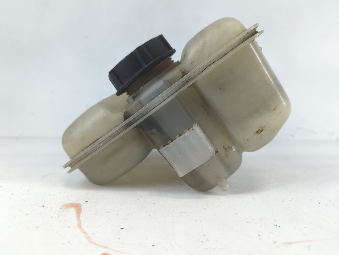 2012-2018 Ford Focus Radiator Coolant Overflow Expansion Tank Bottle 1047849 - Oemusedautoparts1.com