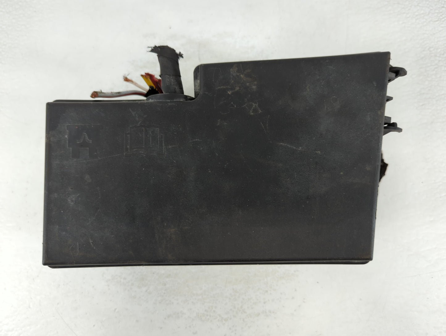 2012-2014 Ford Focus Fusebox Fuse Box Panel Relay Module P/N:5B0Q10107 AV6T-14A067AC Fits Fits 2012 2013 2014 OEM Used Auto 