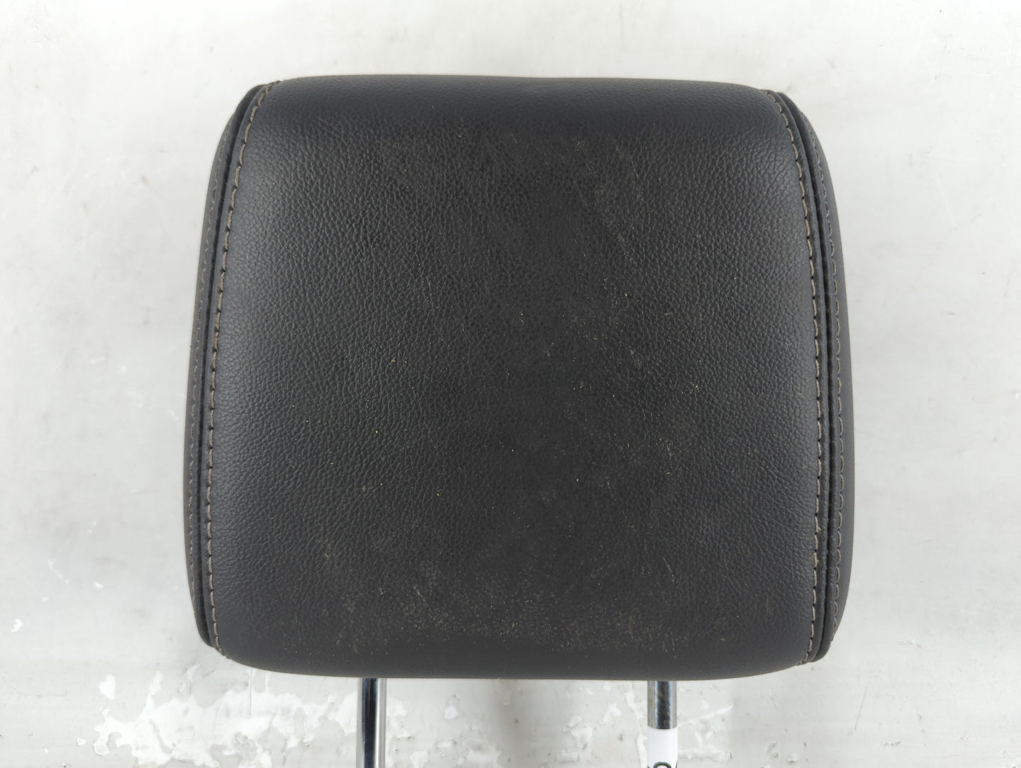 2013-2014 Ford Focus Headrest Head Rest Front Driver Passenger Seat Fits Fits 2013 2014 OEM Used Auto Parts - Oemusedautopar