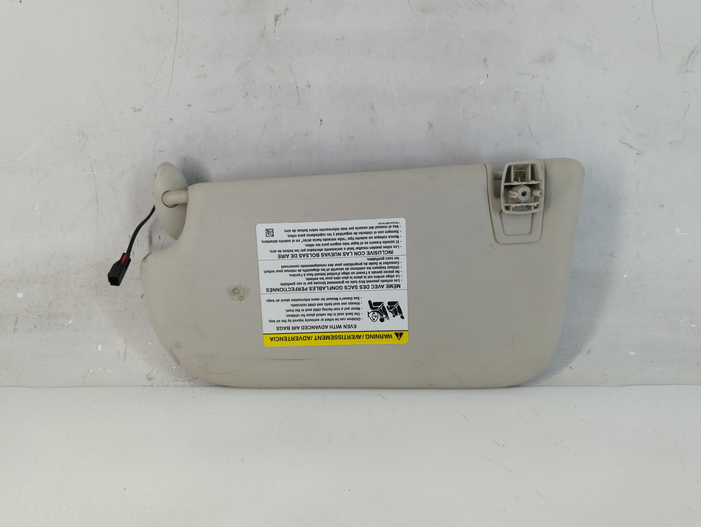2012-2013 Ford Focus Sun Visor Shade Replacement Passenger Right Mirror Fits Fits 2012 2013 OEM Used Auto Parts - Oemusedaut