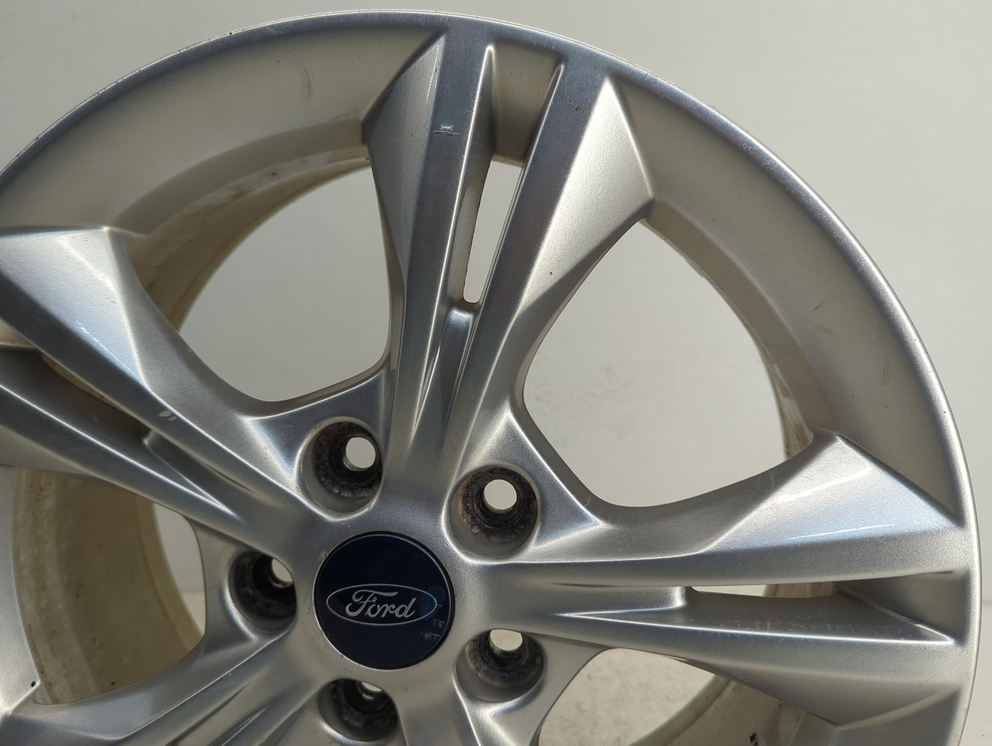 2012-2018 Ford Focus Oem Wheel Rim - Oemusedautoparts1.com