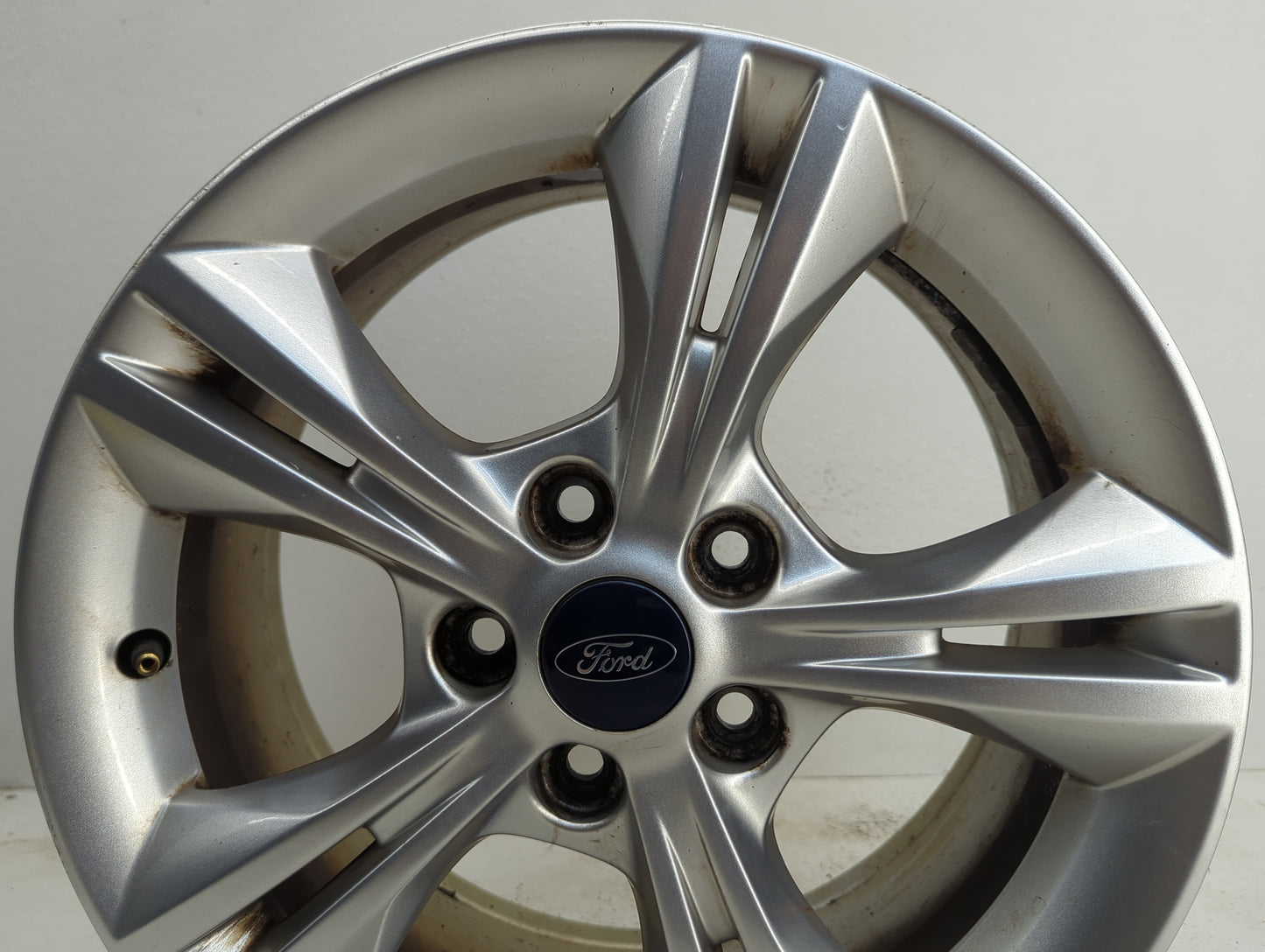 2012-2018 Ford Focus Oem Wheel Rim - Oemusedautoparts1.com
