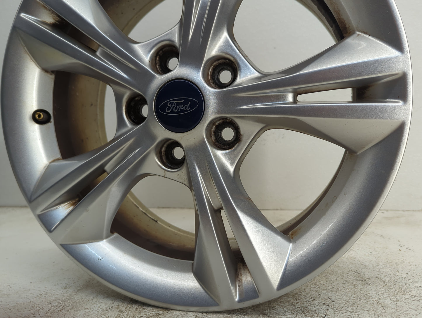 2012-2018 Ford Focus Oem Wheel Rim - Oemusedautoparts1.com