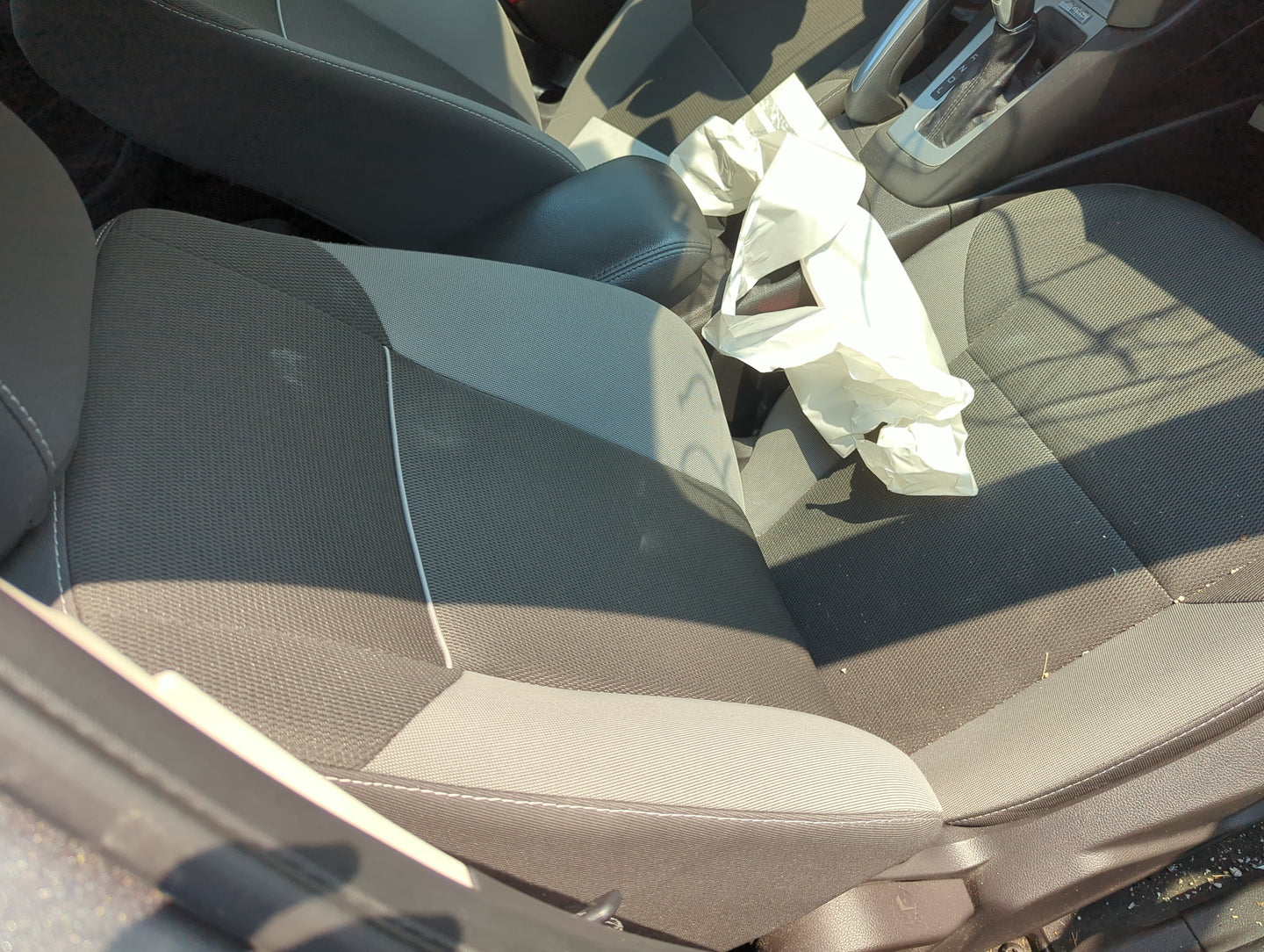 2013-2014 Ford Focus Passenger Front Seat Oem Greige - Oemusedautoparts1.com