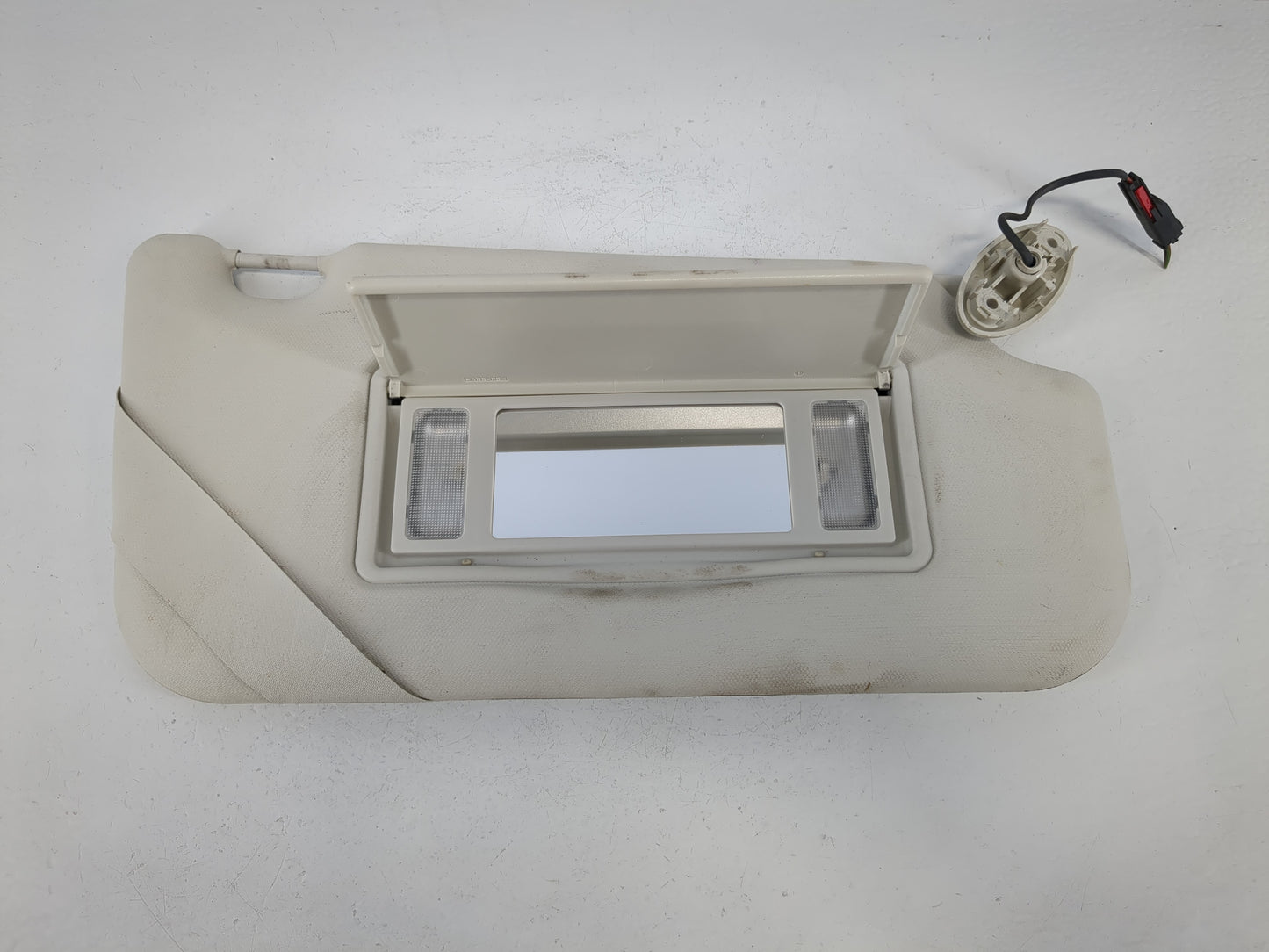 2012-2013 Ford Focus Sun Visor Shade Replacement Passenger Right Mirror Fits Fits 2012 2013 OEM Used Auto Parts - Oemusedaut
