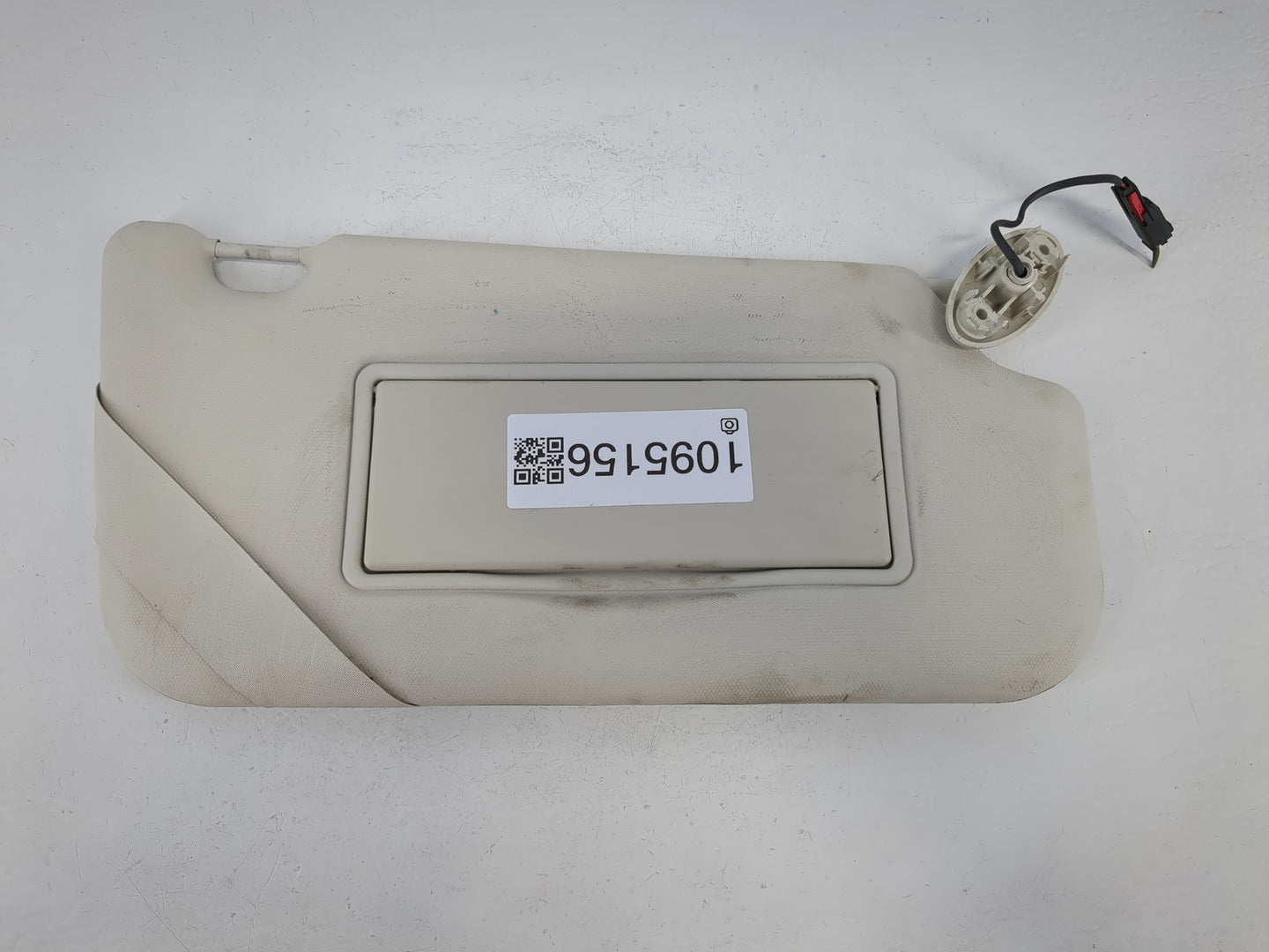 2012-2013 Ford Focus Sun Visor Shade Replacement Passenger Right Mirror Fits Fits 2012 2013 OEM Used Auto Parts - Oemusedaut