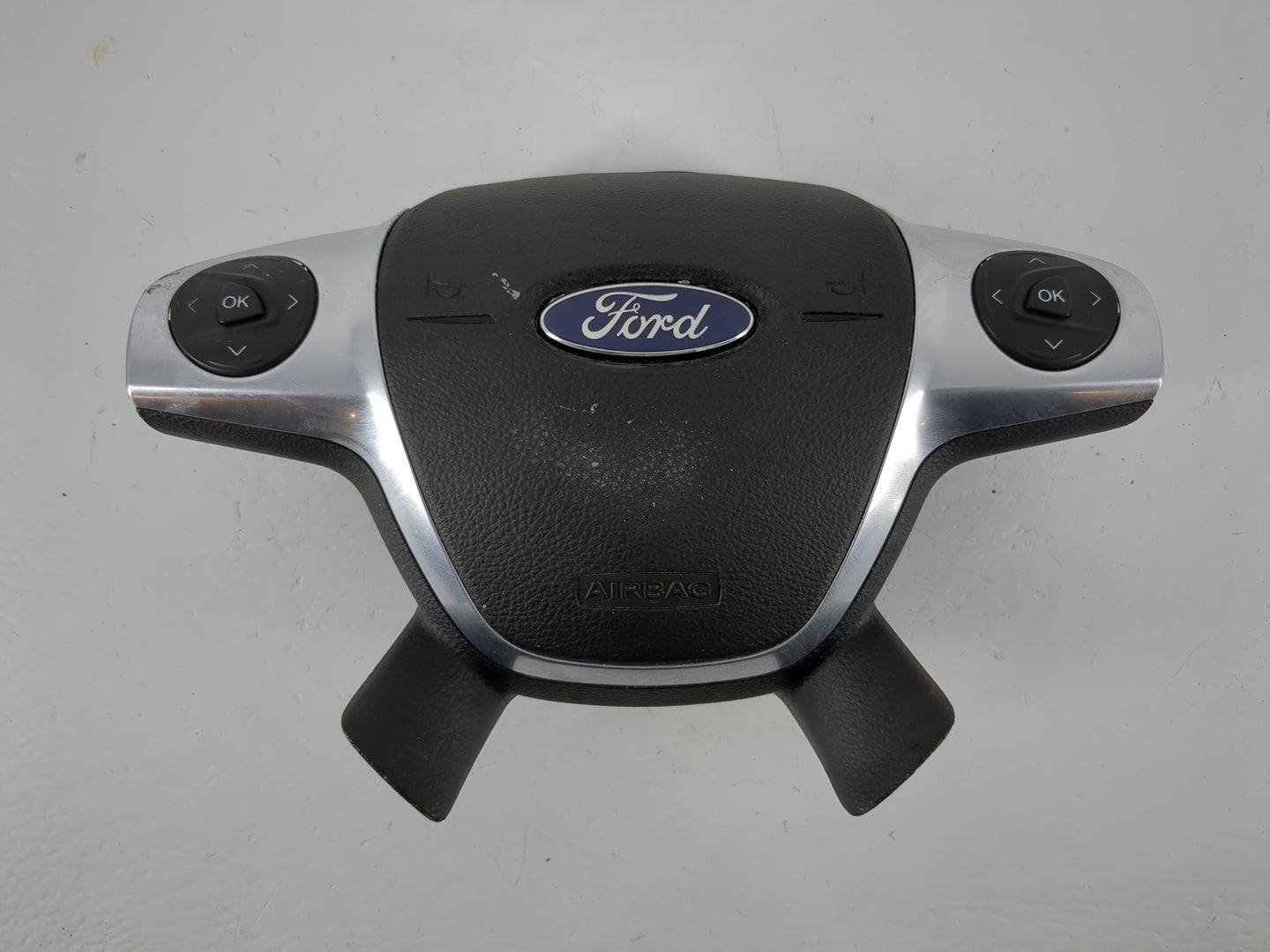 2012-2014 Ford Focus Air Bag Driver Left Steering Wheel Mounted P/N:CJ54 A042B85 CC3 Fits Fits 2012 2013 2014 OEM Used Auto 