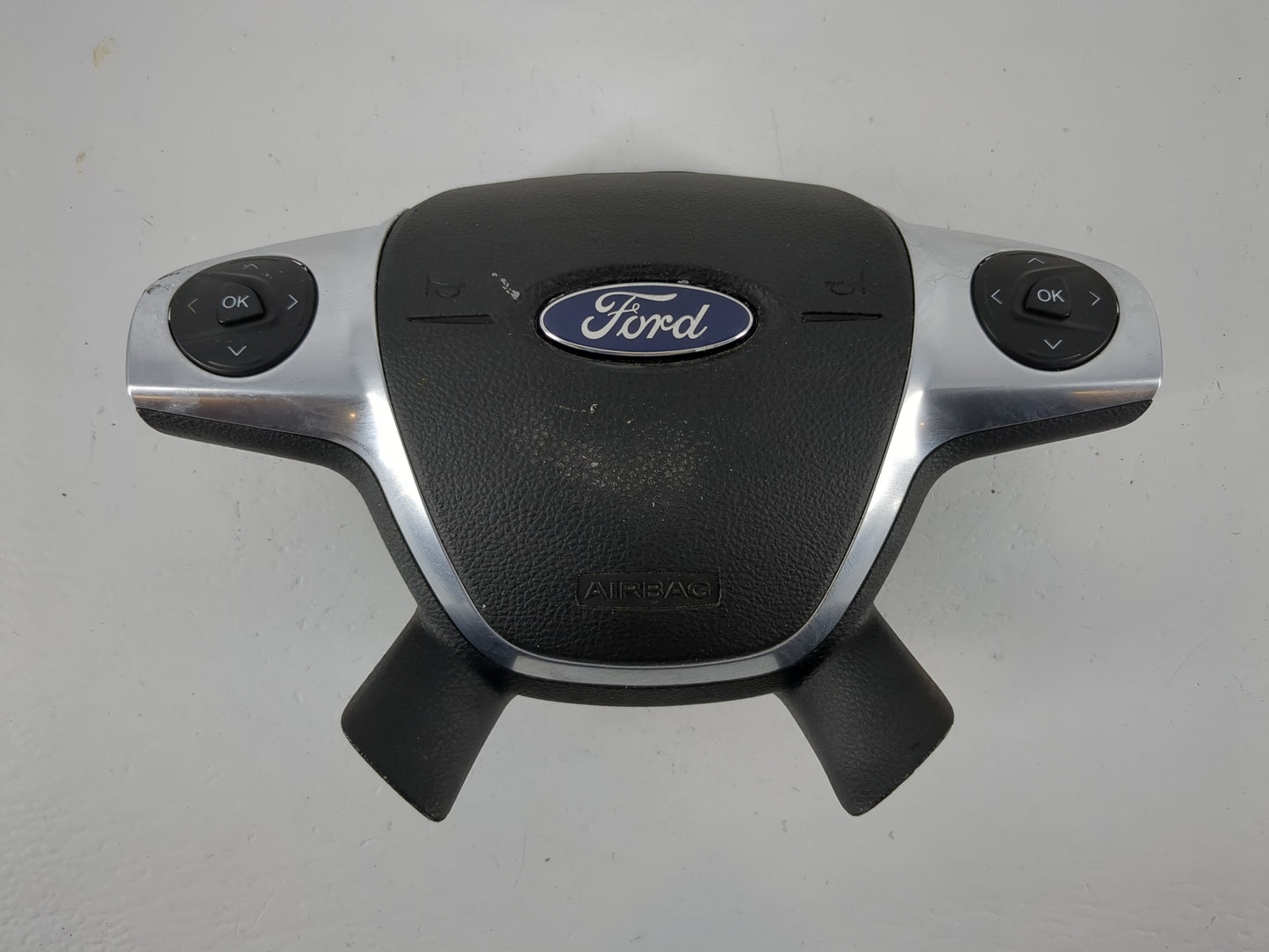 2012-2014 Ford Focus Air Bag Driver Left Steering Wheel Mounted P/N:CJ54 A042B85 CC3 Fits Fits 2012 2013 2014 OEM Used Auto 