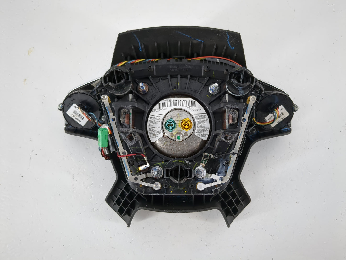 2012-2014 Ford Focus Air Bag Driver Left Steering Wheel Mounted P/N:CJ54 A042B85 CC3 Fits Fits 2012 2013 2014 OEM Used Auto 